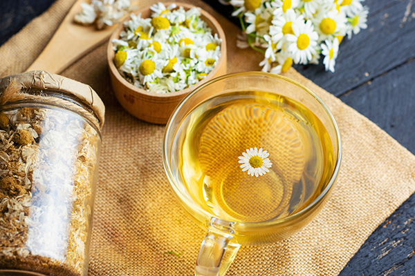 How to Dry Chamomile for Tea