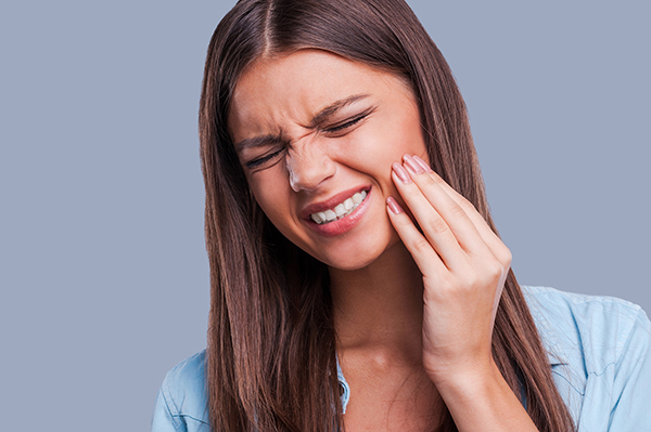 What Herbs, Spices, and Herbal Teas Are Good for Toothache?
