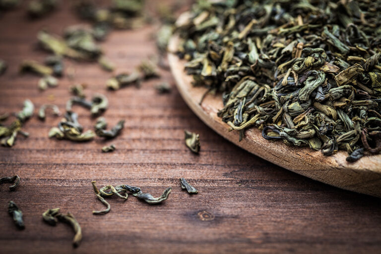 Should You Drink Green Tea on an Empty Stomach?